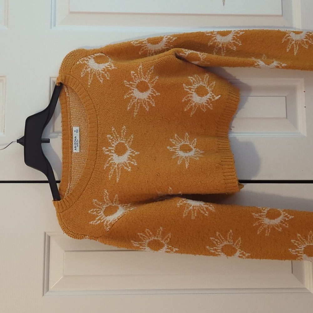 Arizona Jean Company Orange and White Crew Neck Sweater
